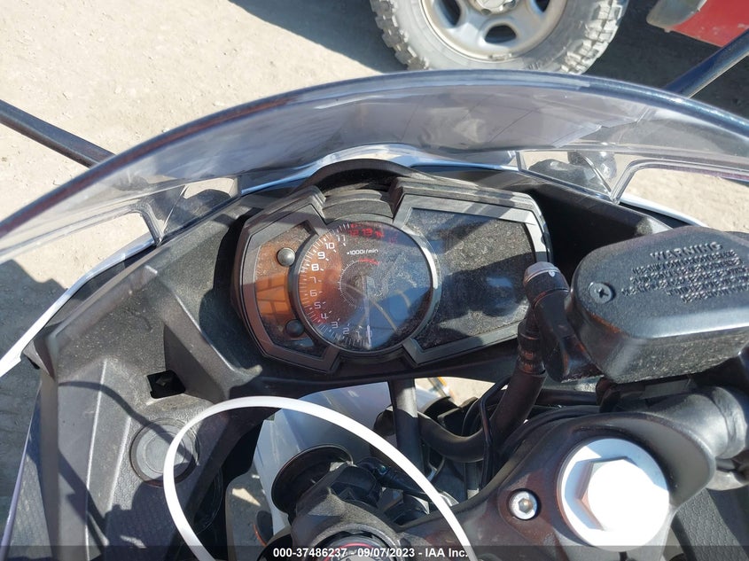 VIN JKAEXKH17LDA63648 2020 KAWASAKI EX400