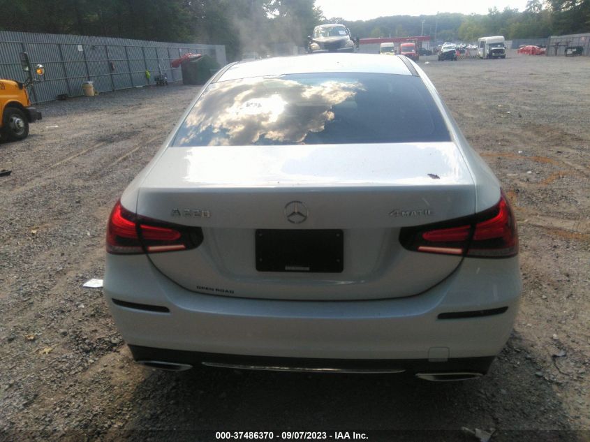 2019 MERCEDES-BENZ A 220 4MATIC WDD3G4FB5KW027516