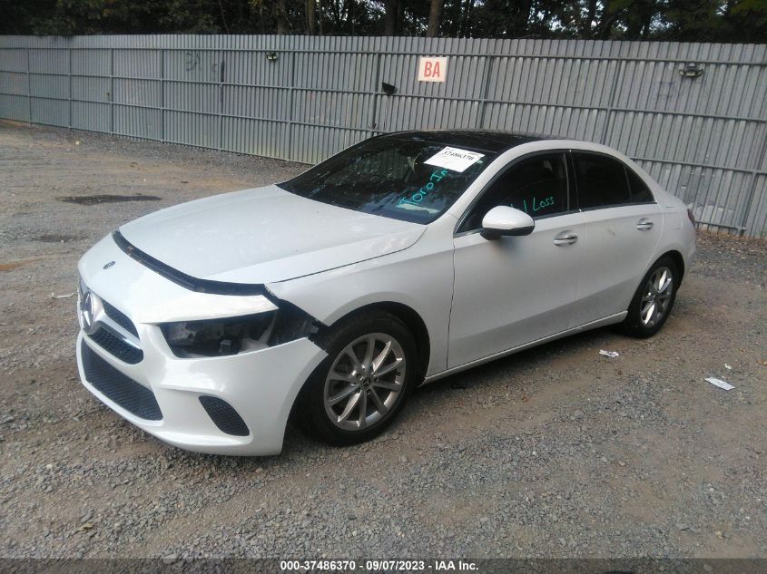 2019 MERCEDES-BENZ A 220 4MATIC WDD3G4FB5KW027516