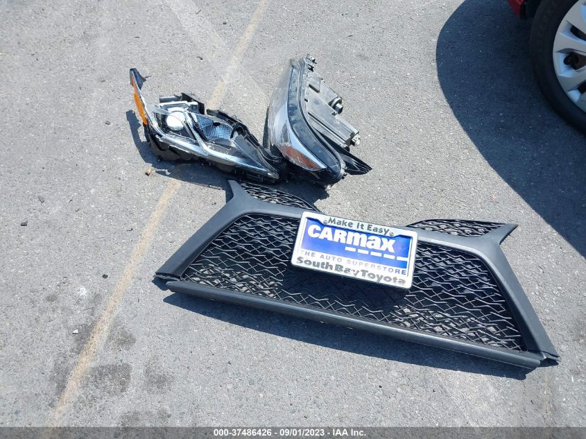 2020 TOYOTA CAMRY SE - 4T1G11AK2LU355858