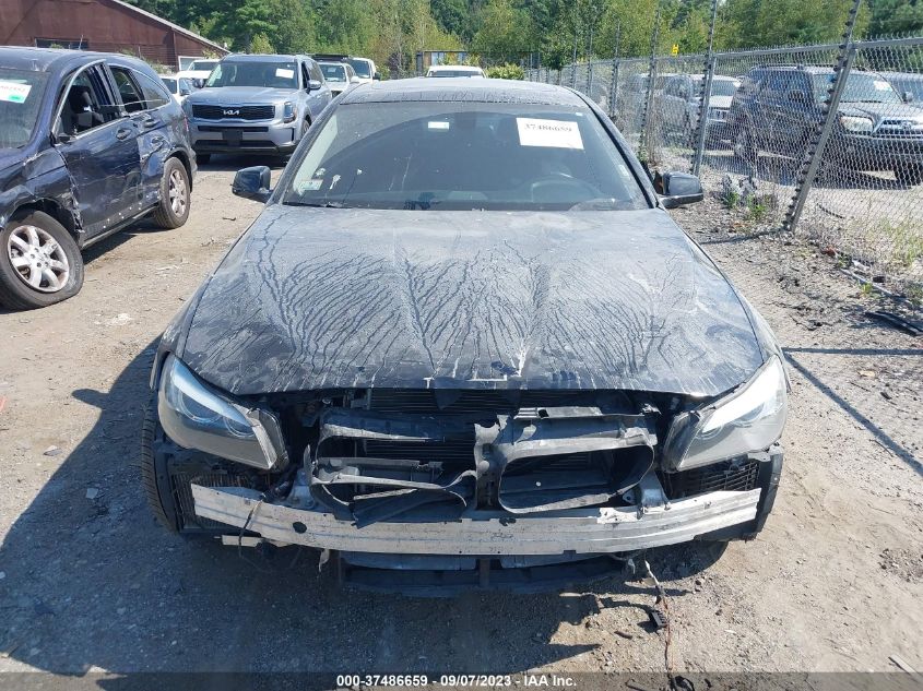 2013 BMW 5 SERIES 528I XDRIVE - WBAXH5C53DD112024