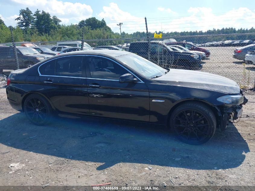 2013 BMW 5 SERIES 528I XDRIVE - WBAXH5C53DD112024
