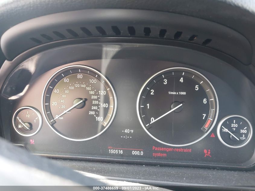 2013 BMW 5 SERIES 528I XDRIVE - WBAXH5C53DD112024