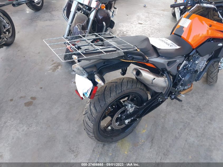 2023 KTM 790 DUKE - LCETU7408PH700171