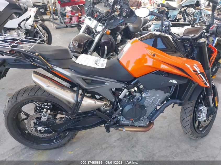 2023 KTM 790 DUKE - LCETU7408PH700171