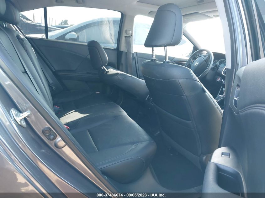 2017 HONDA ACCORD SEDAN EX-L - 1HGCR2F85HA043929