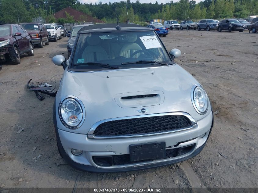 2013 MINI COOPER CONVERTIBLE S - WMWZP3C57DT705519