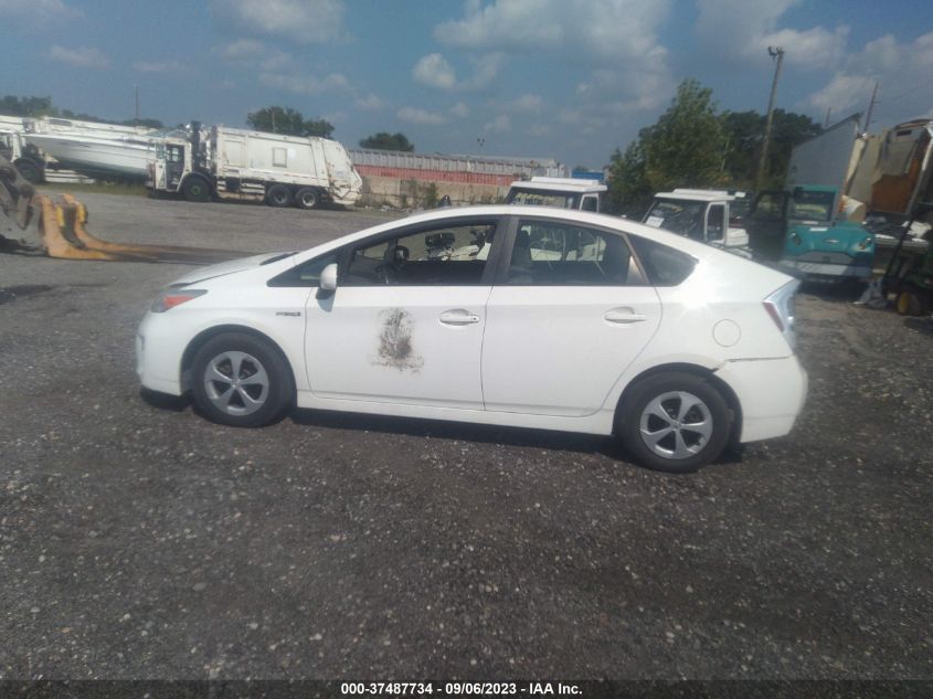 2015 TOYOTA PRIUS FOUR - JTDKN3DU8F2000625