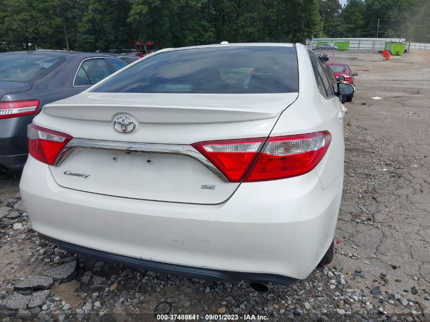 2015 TOYOTA CAMRY SE - 4T1BF1FK7FU061669