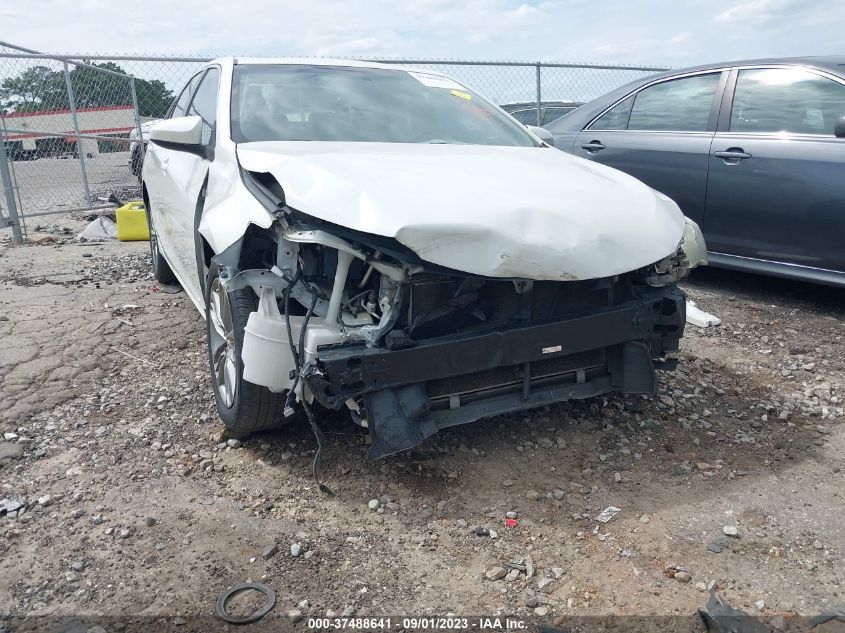 2015 TOYOTA CAMRY SE - 4T1BF1FK7FU061669