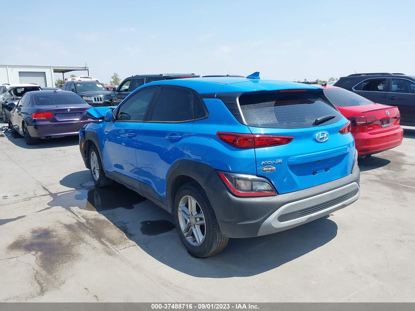 VIN KM8K22AB9NU882425 2022 HYUNDAI KONA SE