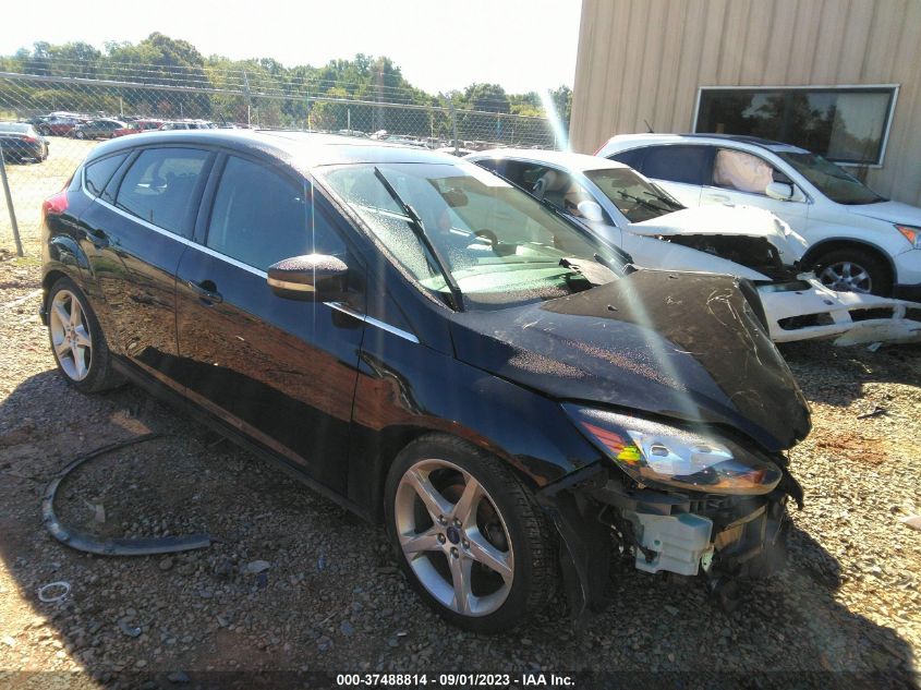 2014 FORD FOCUS TITANIUM - 1FADP3N27EL294095