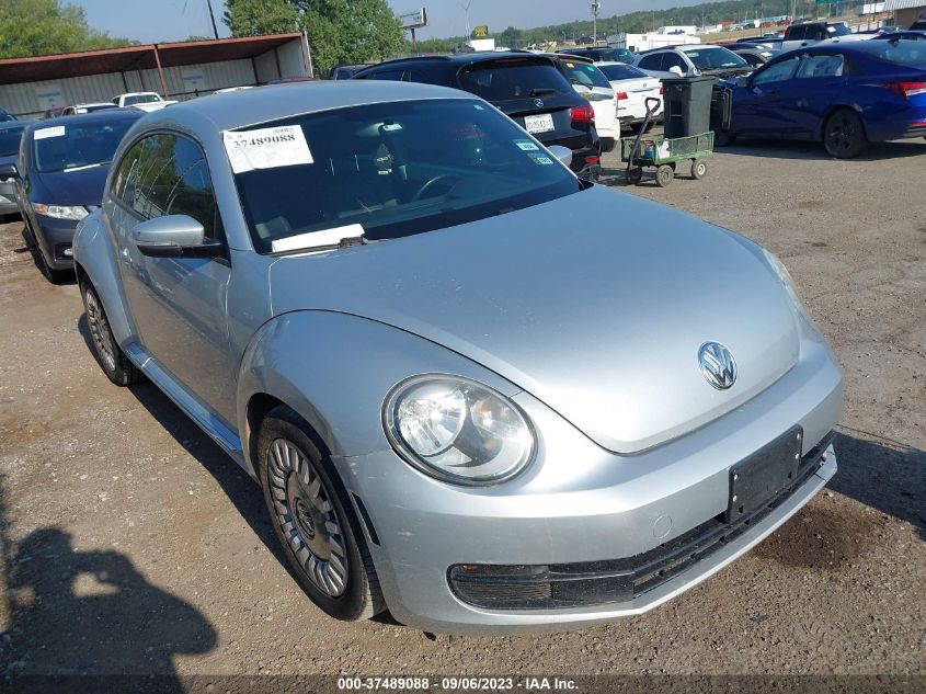 2014 VOLKSWAGEN BEETLE COUPE 2.5L - 3VWJX7AT0EM607213