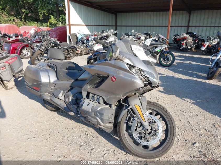 JH2SC7948JK000064 HONDA GL1800 B 2018