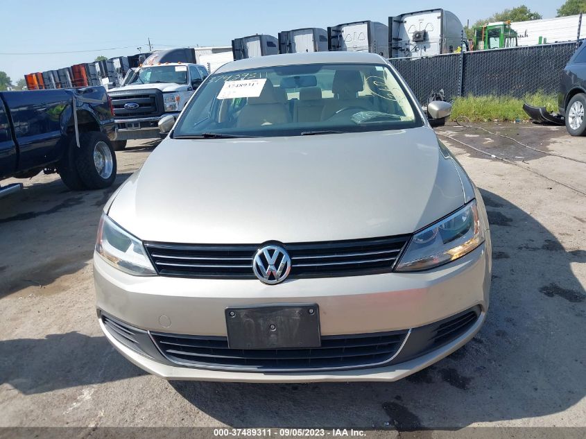 2014 VOLKSWAGEN JETTA SEDAN SE W/CONNECTIVITY - 3VWD07AJ2EM203166