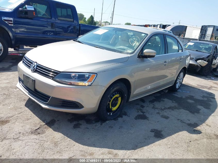 2014 VOLKSWAGEN JETTA SEDAN SE W/CONNECTIVITY - 3VWD07AJ2EM203166