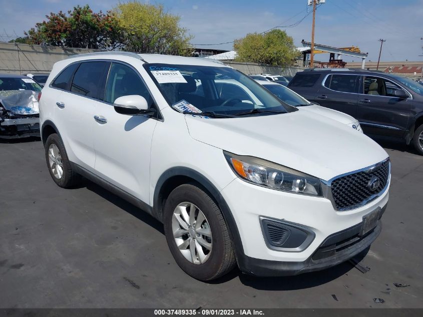 2016 KIA SORENTO LX - 5XYPG4A38GG098211