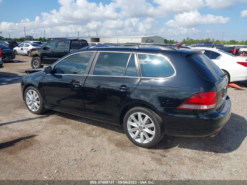 2013 VOLKSWAGEN JETTA SPORTWAGEN TDI W/SUNROOF - 3VWPL7AJ3DM675458