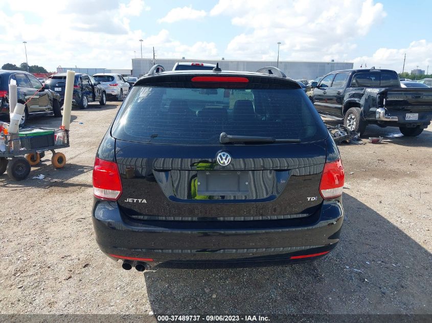 2013 VOLKSWAGEN JETTA SPORTWAGEN TDI W/SUNROOF - 3VWPL7AJ3DM675458