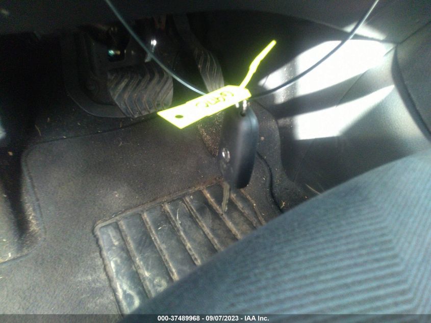 2015 NISSAN ROGUE S - KNMAT2MV3FP591910