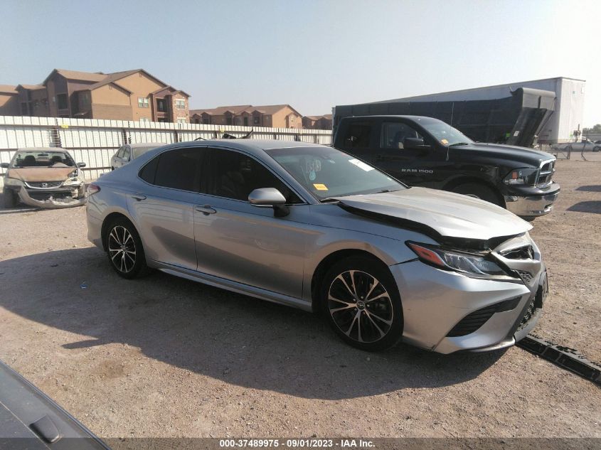 2018 TOYOTA CAMRY L/LE/XLE/SE/XSE - JTNB11HK0J3015885