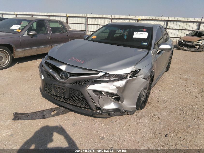 2018 TOYOTA CAMRY L/LE/XLE/SE/XSE - JTNB11HK0J3015885