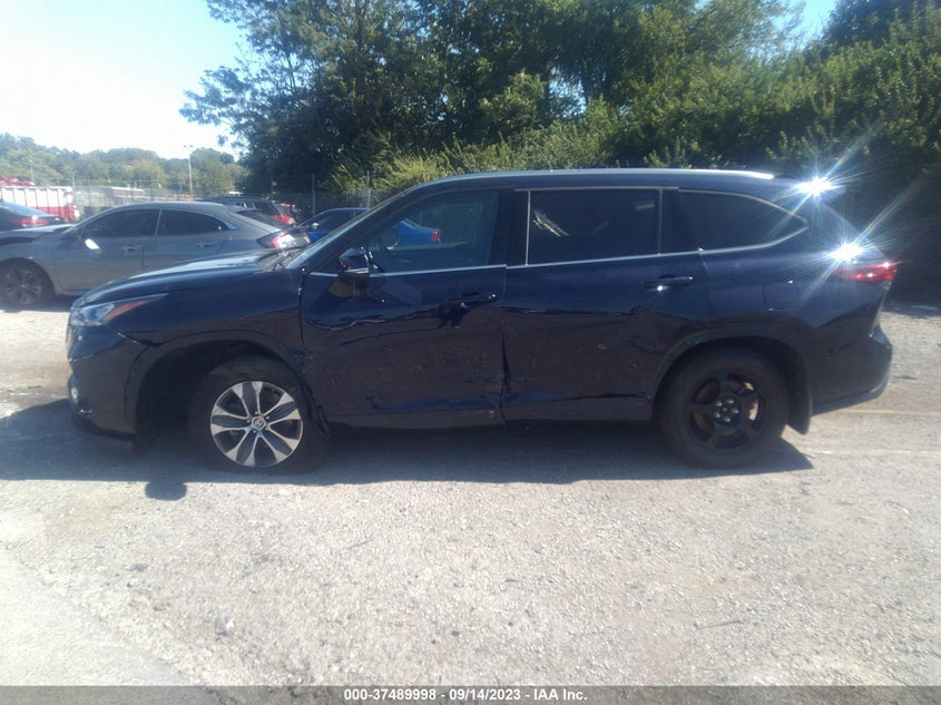 VIN 5TDHZRBHXLS517193 2020 TOYOTA HIGHLANDER XLE