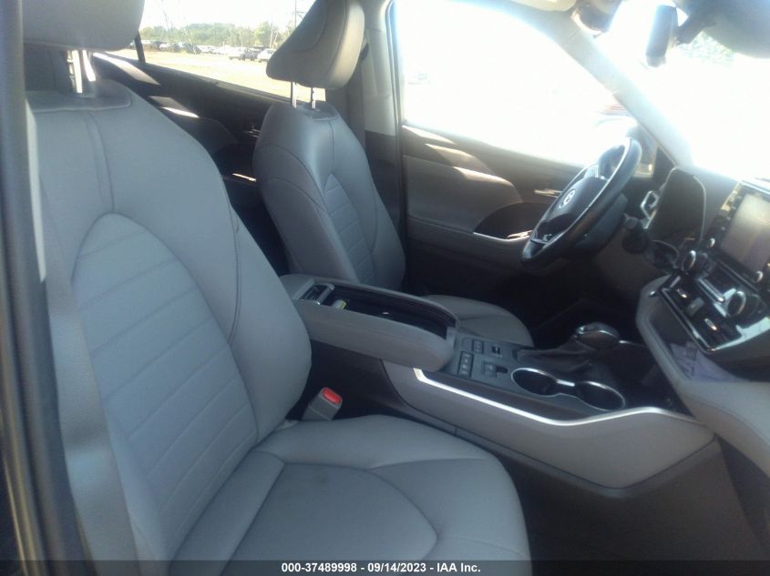 VIN 5TDHZRBHXLS517193 2020 TOYOTA HIGHLANDER XLE