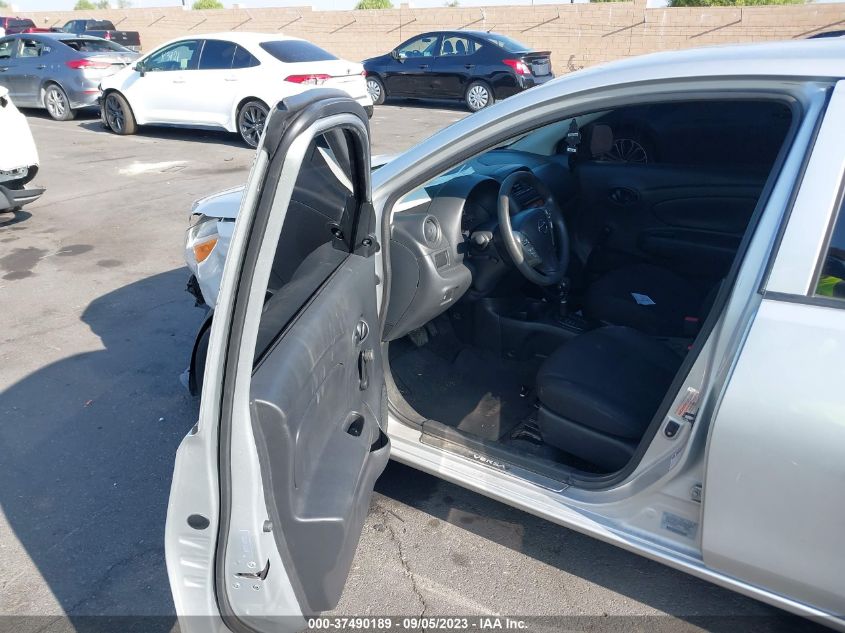 2015 NISSAN VERSA S PLUS - 3N1CN7AP9FL948673
