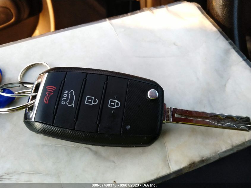 2014 KIA SOUL + - KNDJP3A59E7030544