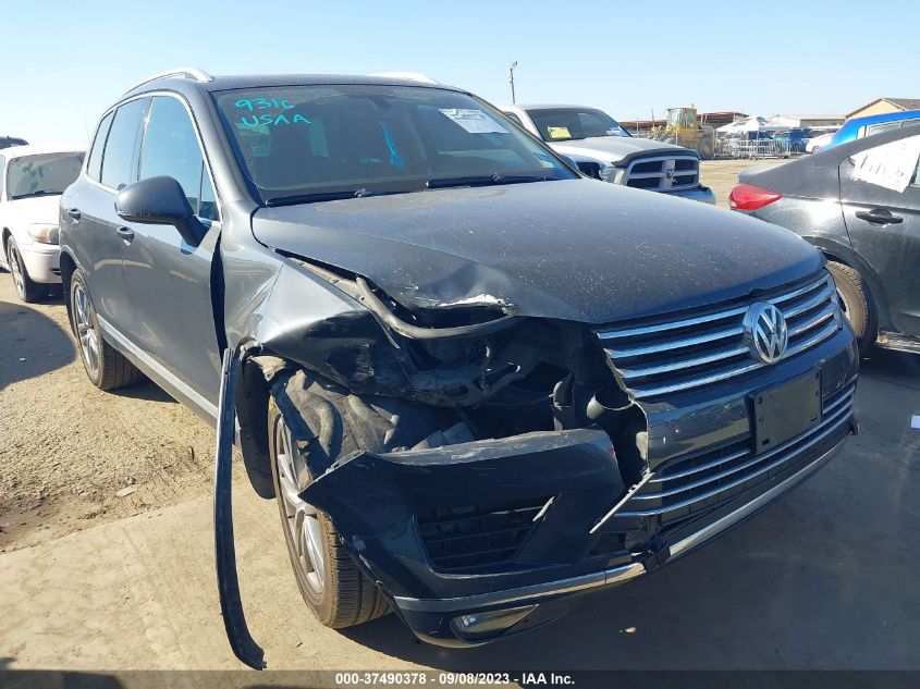2015 VOLKSWAGEN TOUAREG LUX - WVGEF9BP0FD006669
