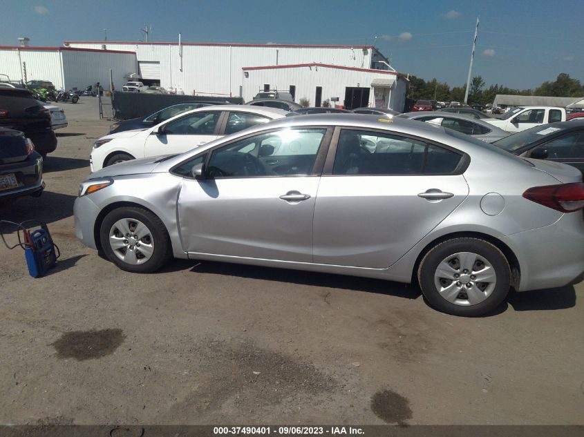 2017 KIA FORTE LX - 3KPFK4A78HE020622