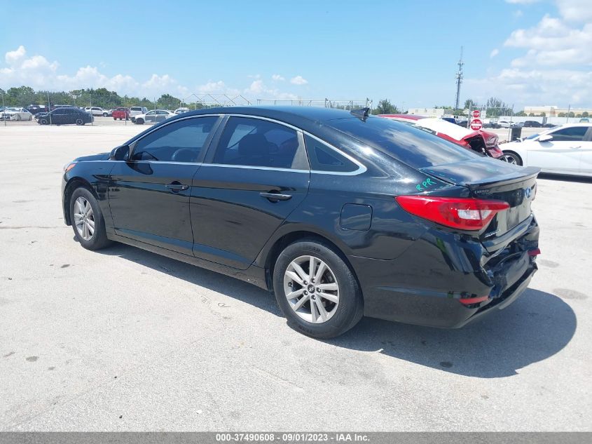 2015 HYUNDAI SONATA 2.4L SE - 5NPE24AF2FH202716