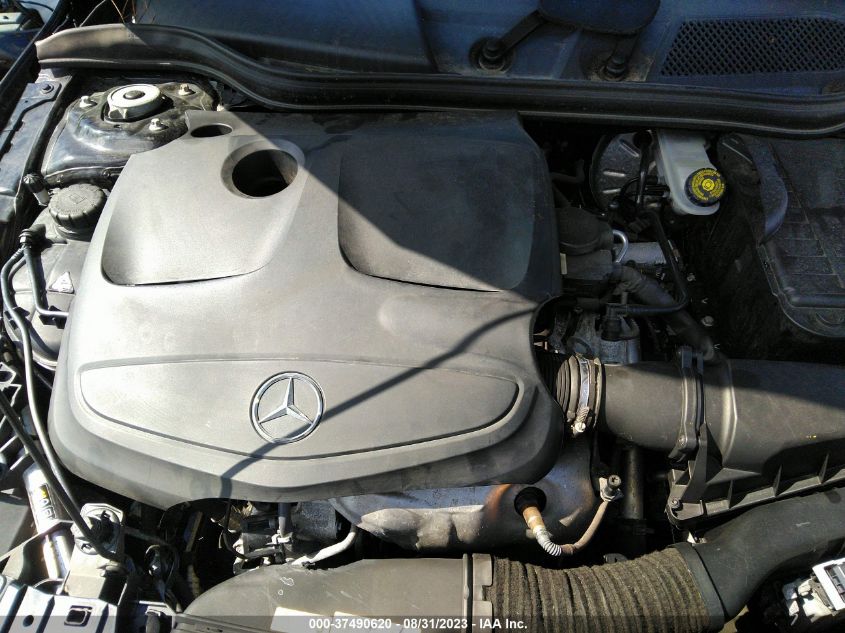 2015 MERCEDES-BENZ GLA-CLASS GLA 250 - WDCTG4GB3FJ104387