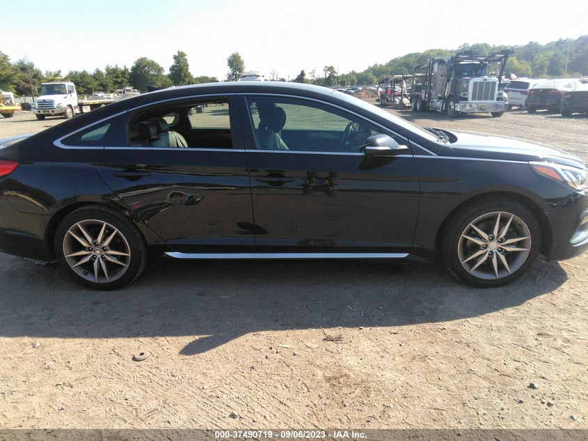 VIN 5NPE34AB9HH556312 2017 HYUNDAI SONATA SPORT