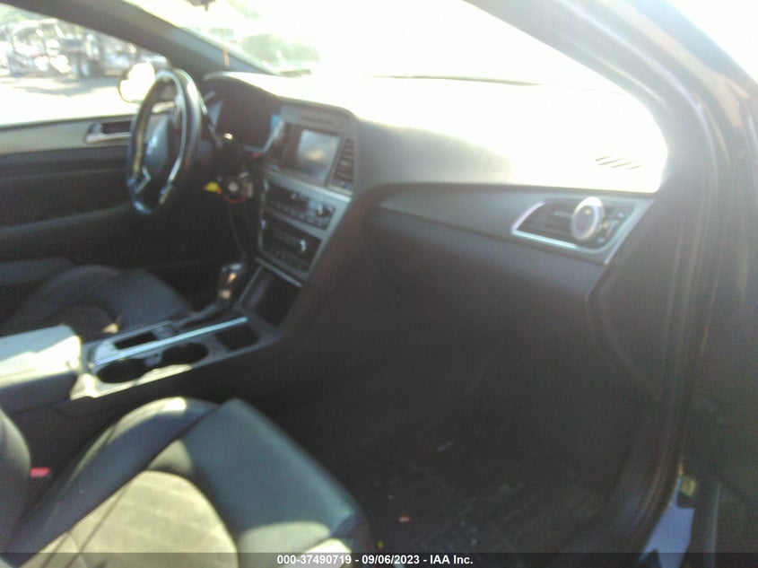 VIN 5NPE34AB9HH556312 2017 HYUNDAI SONATA SPORT
