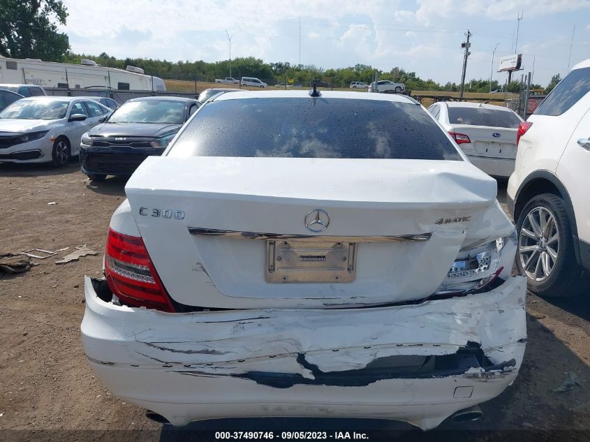 2013 MERCEDES-BENZ C-CLASS C 300 - WDDGF8AB1DR289487