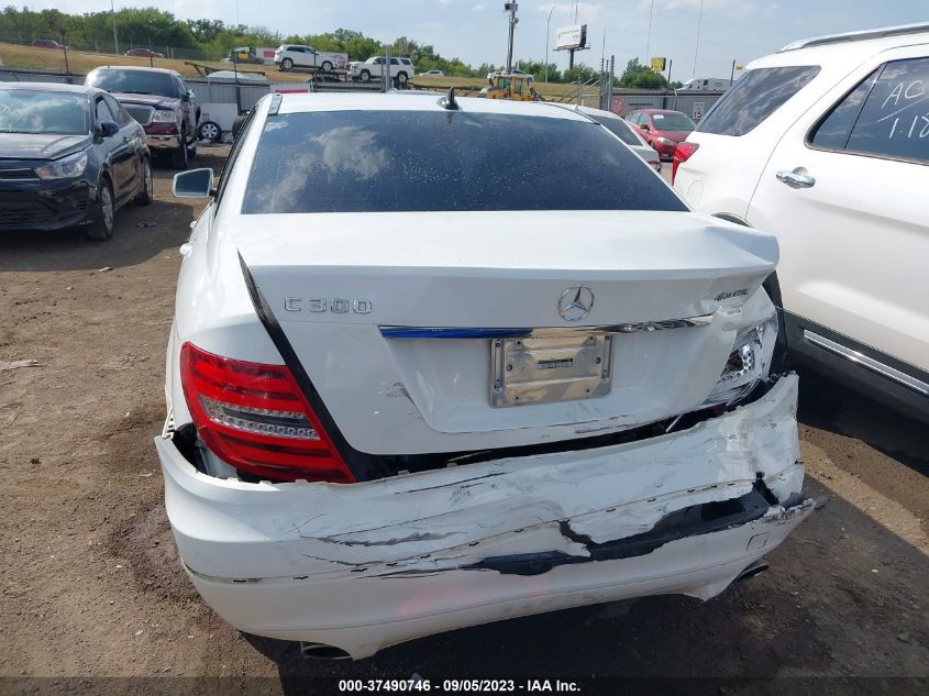 2013 MERCEDES-BENZ C-CLASS C 300 - WDDGF8AB1DR289487