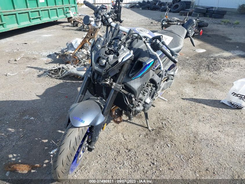 2023 YAMAHA MT09 JYARN71E0PA004464