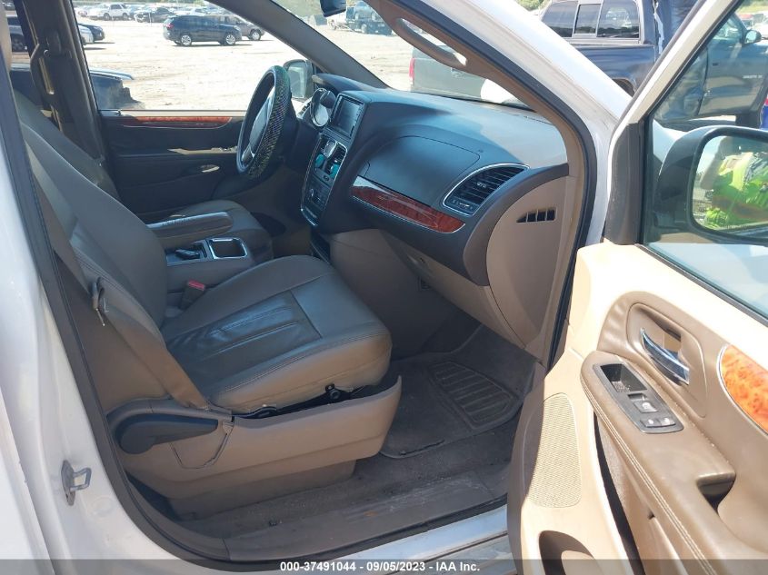 2016 CHRYSLER TOWN & COUNTRY TOURING - 2C4RC1BG4GR260092
