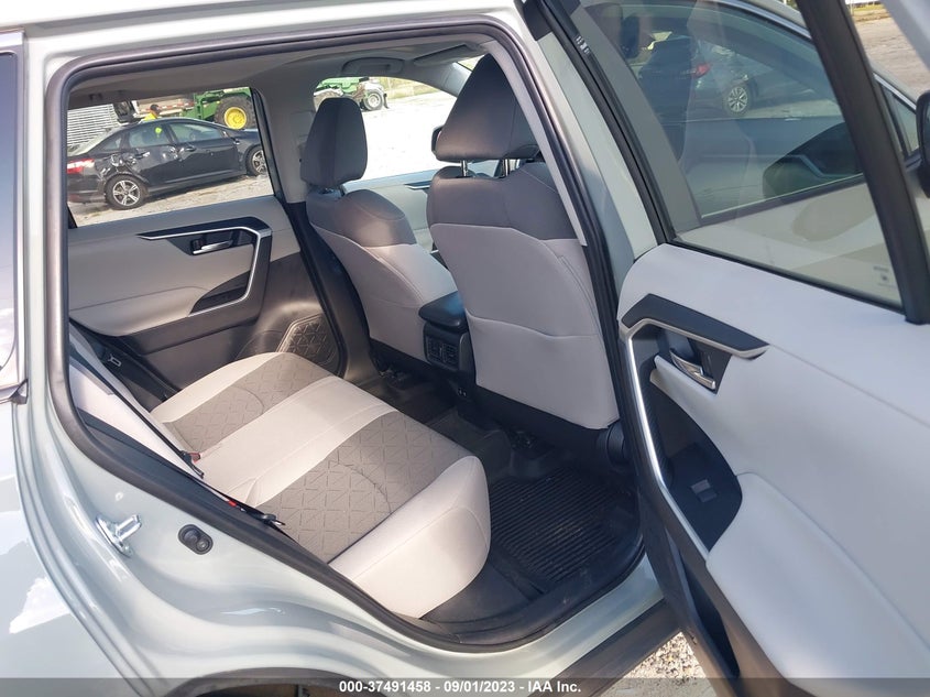 VIN 2T3W1RFV9LC065008 2020 TOYOTA RAV4 XLE/XLE PREMIUM