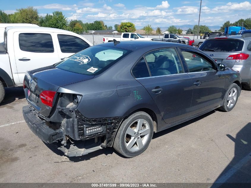 2013 VOLKSWAGEN JETTA SEDAN TDI - 3VW3L7AJ1DM400024