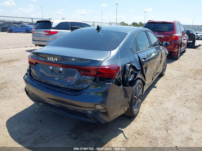 2023 KIA FORTE LXS - 3KPF24AD5PE649579