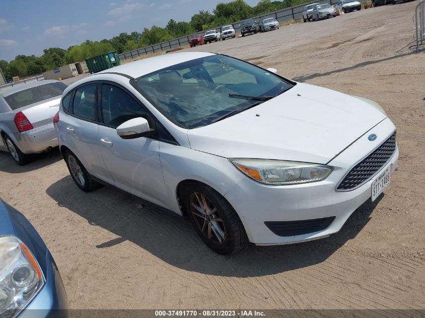 2015 FORD FOCUS SE - 1FADP3K26FL289556