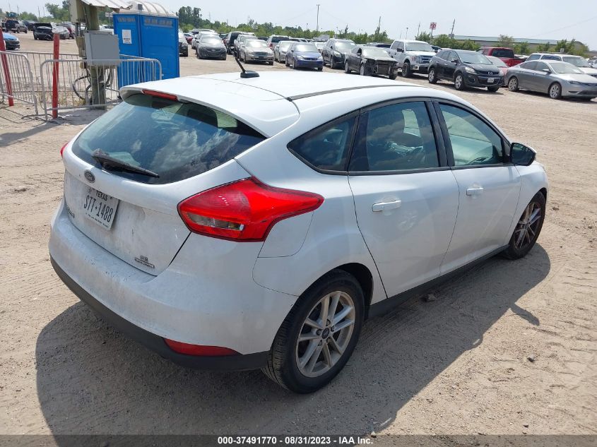 2015 FORD FOCUS SE - 1FADP3K26FL289556