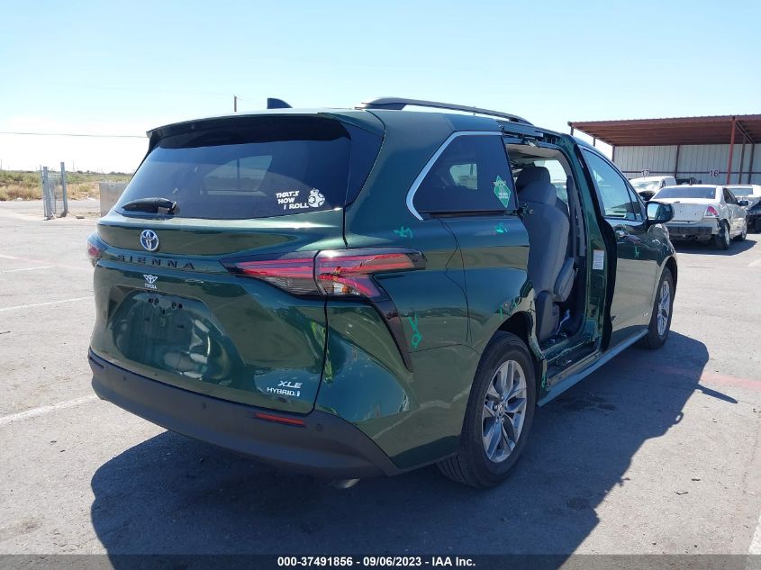 5TDJRKEC2MS060857 Toyota Sienna XLE 4