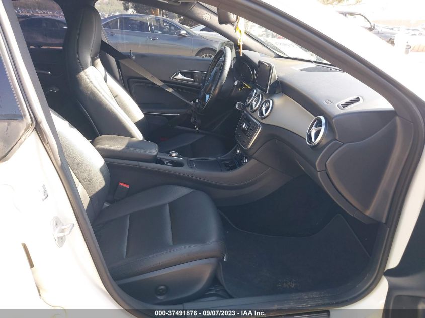 2014 MERCEDES-BENZ CLA-CLASS CLA 250 WDDSJ4EB1EN136919