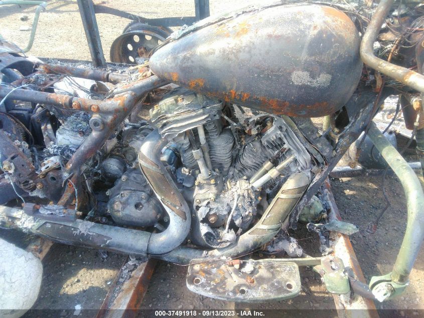 2011 HARLEY-DAVIDSON FLHTCUTG 1HD1MAM12BB854057