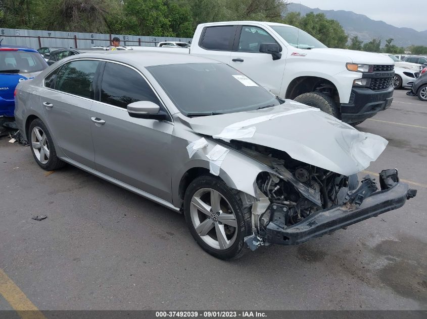 2014 VOLKSWAGEN PASSAT WOLFSBURG ED - 1VWAT7A38EC030430