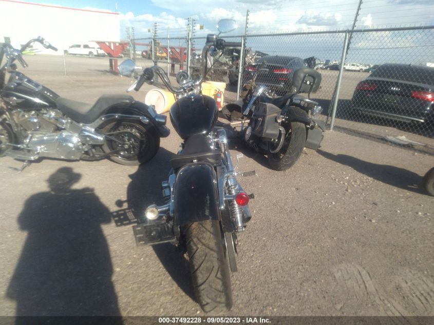 2015 HARLEY-DAVIDSON XL1200 V - 1HD1LF316FC426932